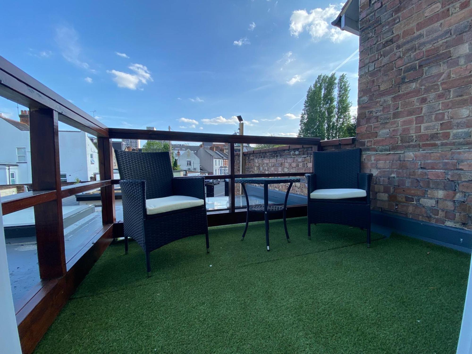 Luxurious London Studios Гарроу Екстер'єр фото